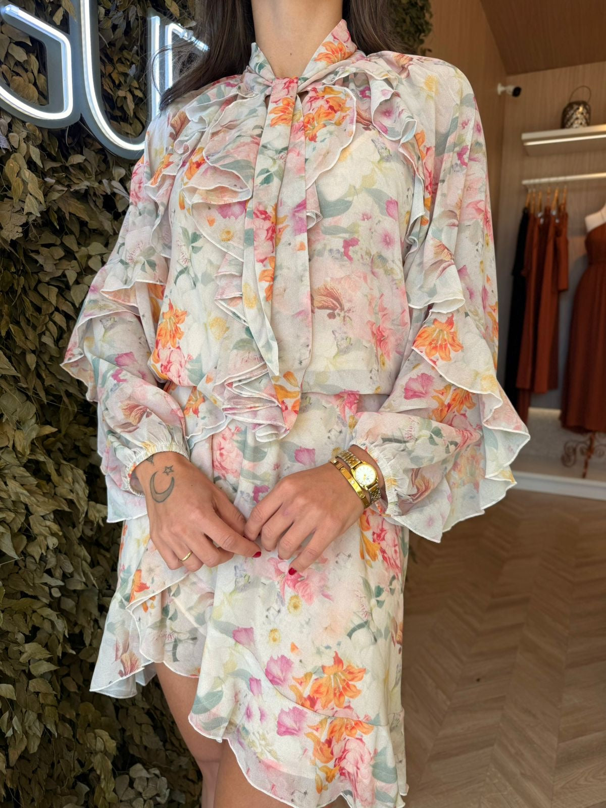 Vestido Curto Floral Primavera