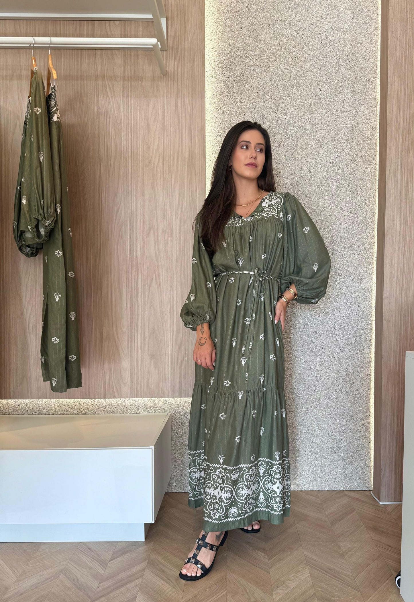 Vestido Bordado Celina - cores