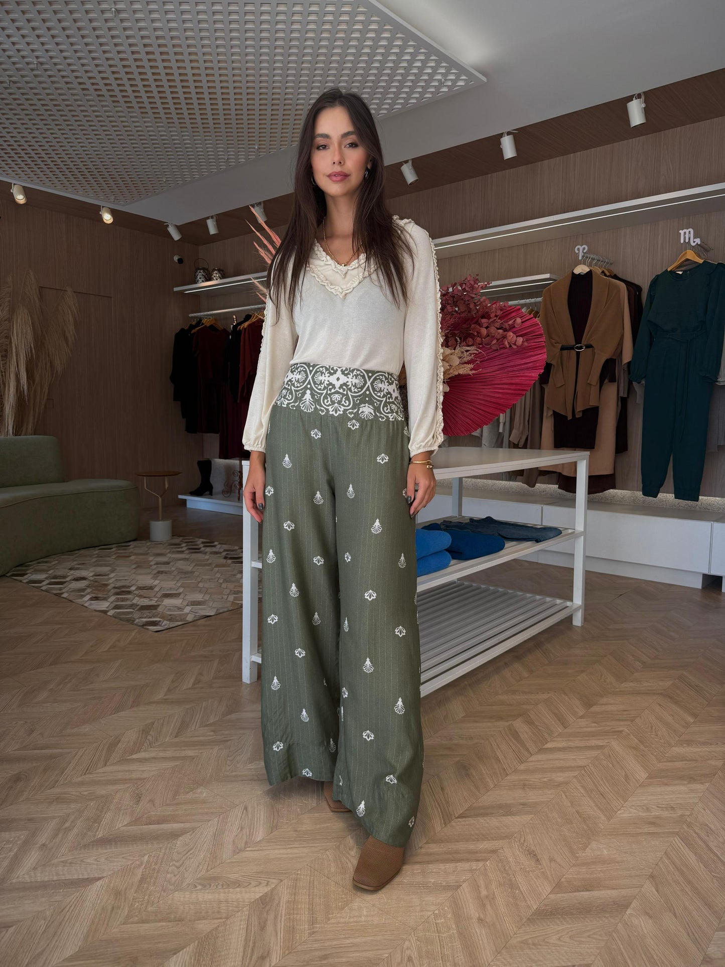 Calça Bordada Celina - cores