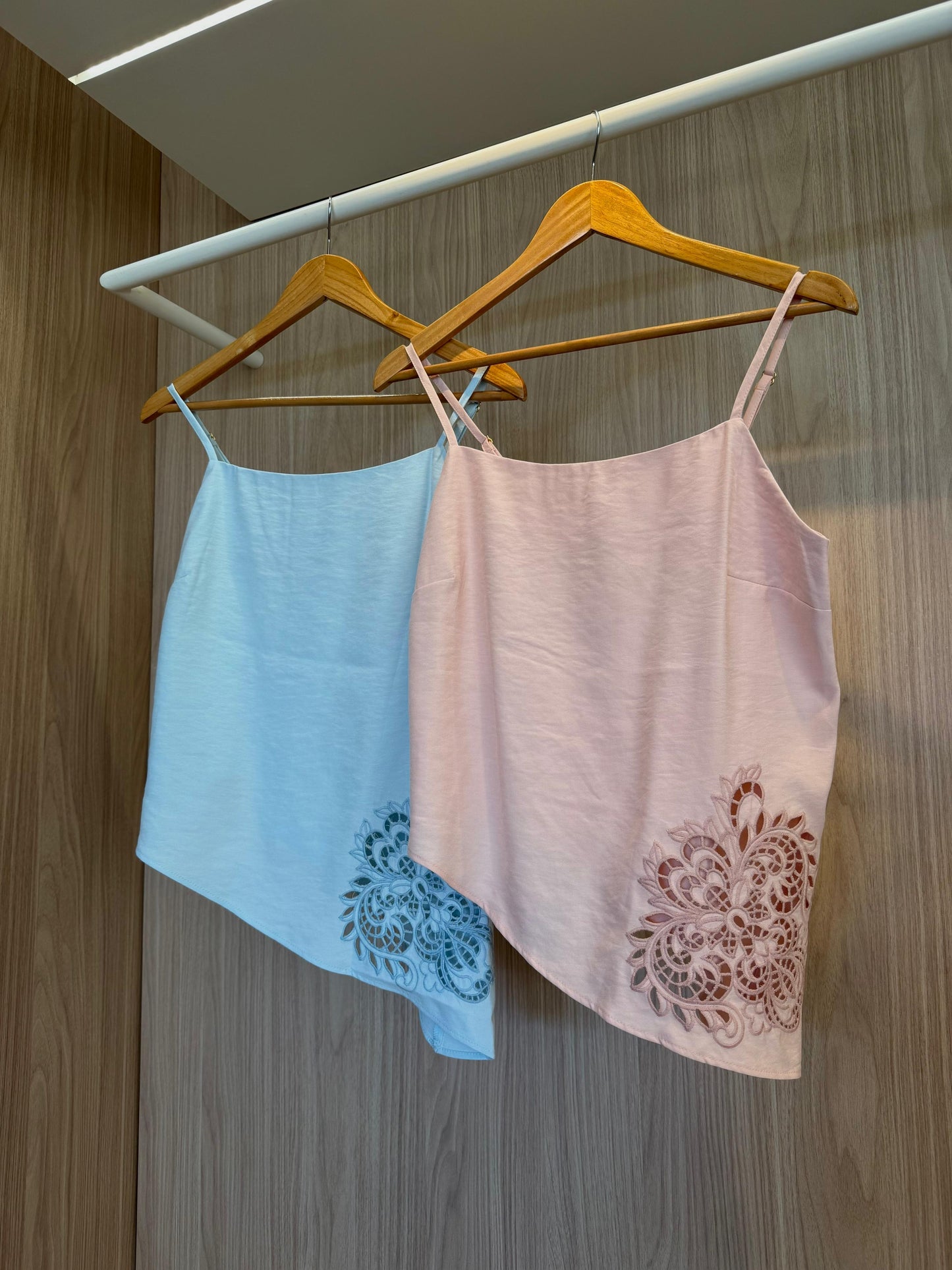 Blusa Anabel Bordada - cores