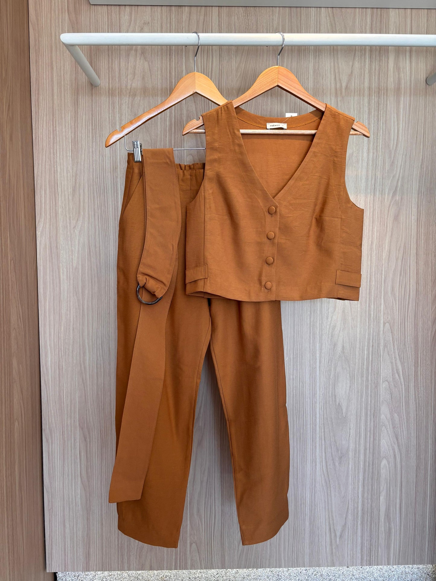 calça zimbros c/cinto - cores