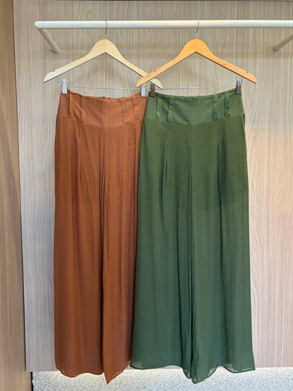 Calça Acetinada Alicent - Cores