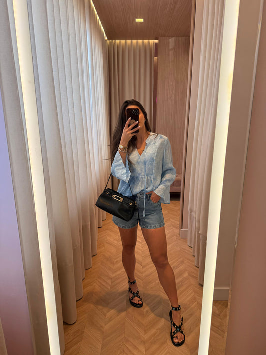 Shorts Reto Jeans Médio