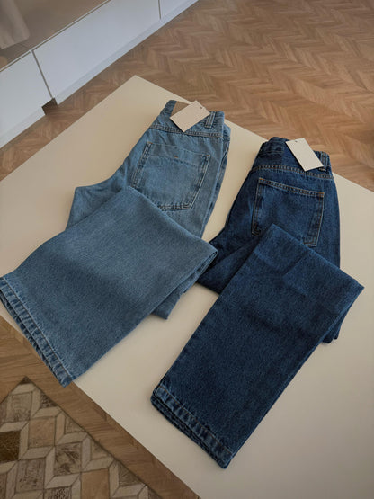 Jeans Mom Aurora
