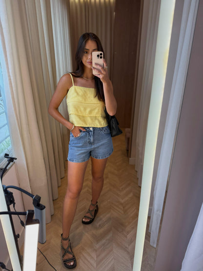 Shorts Reto Jeans Médio