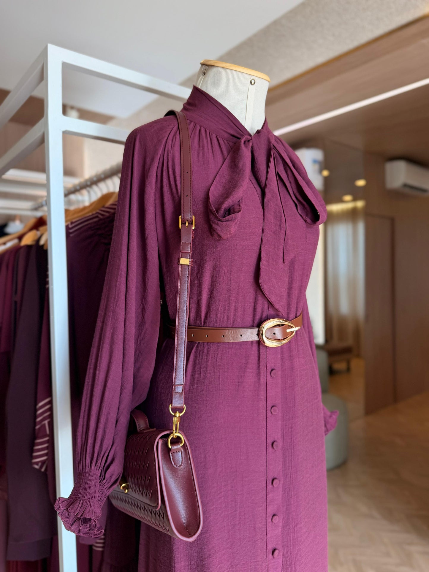 Vestido Merlot c/cinto Fall
