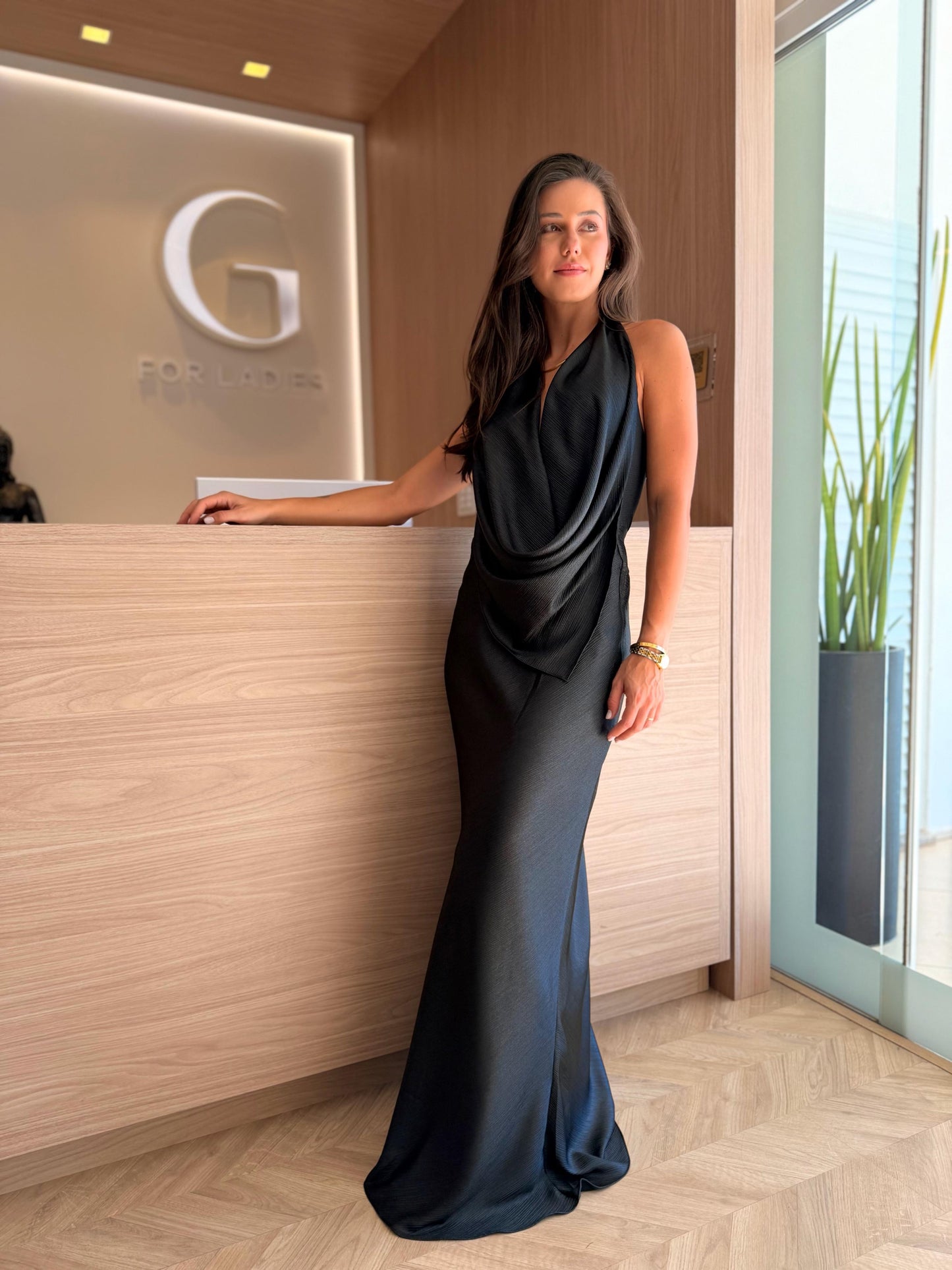 Vestido Decotado Kamila- cores