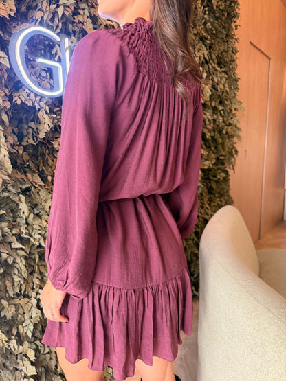 Vestido Curto Berinjela