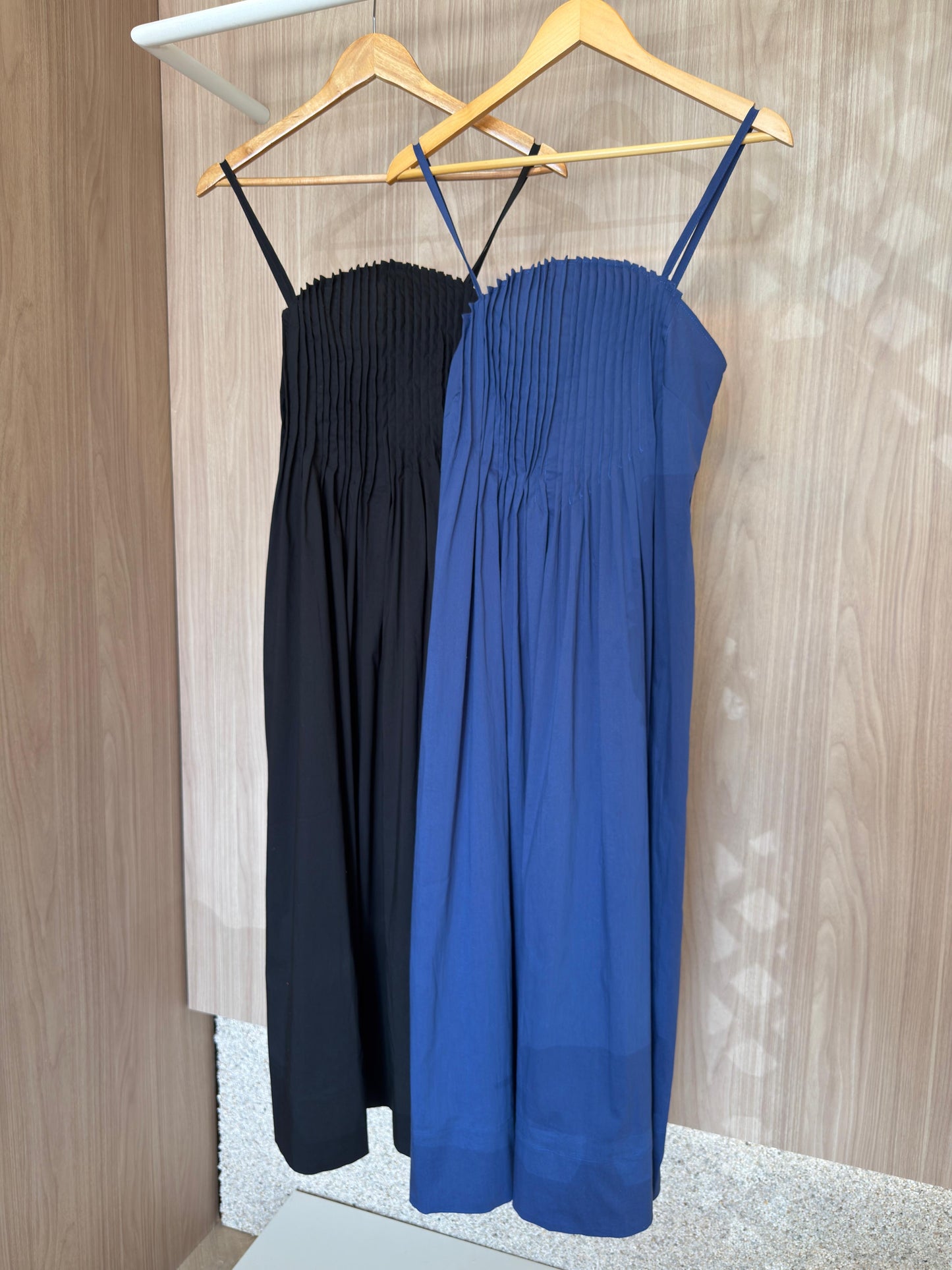 Vestido c/busto Plissado - cores