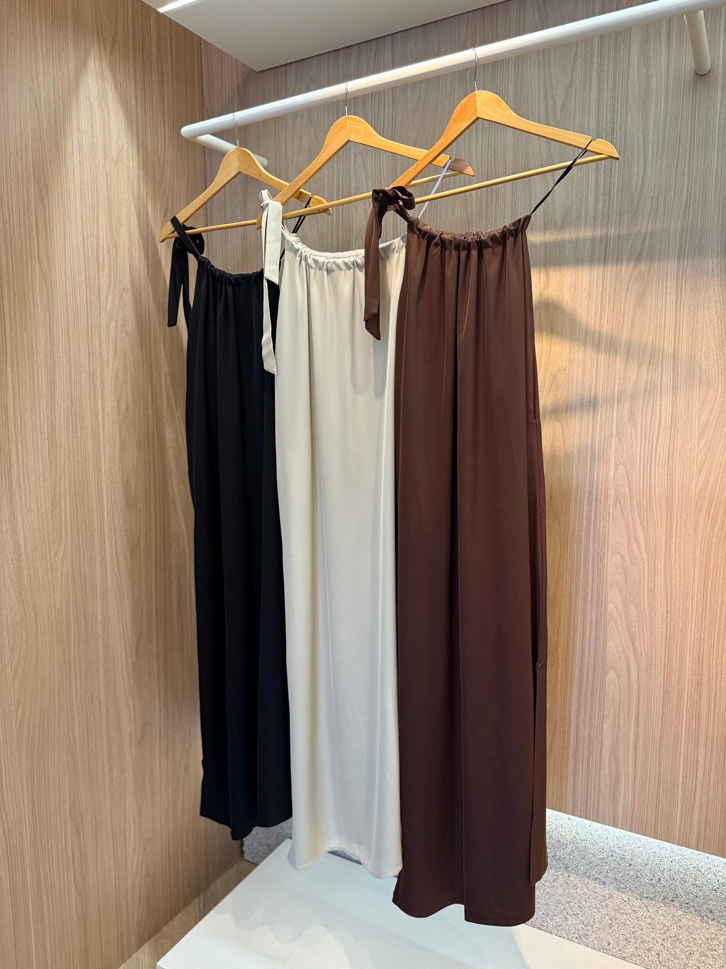 Vestido Manga Única Creta - cores