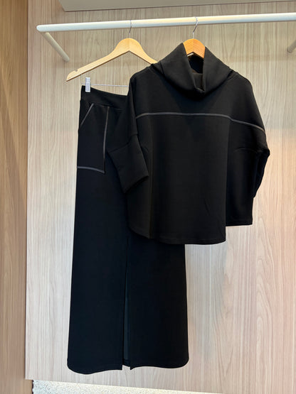 Conjunto Moletom preto c/saia