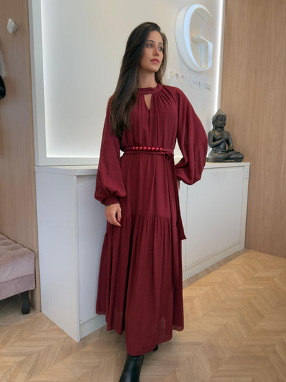 Vestido burgundy c/cinto perolas