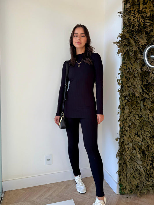 Conjunto Baldoni Preto c/fendas