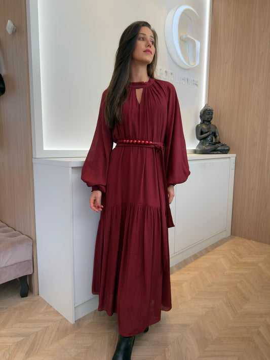 Vestido burgundy c/cinto perolas