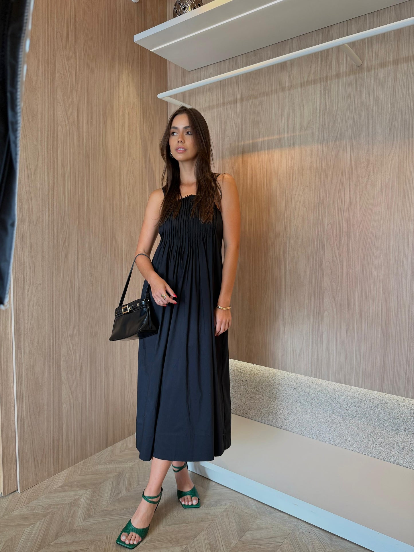 Vestido c/busto Plissado - cores