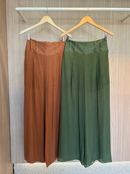 Calça Acetinada Alicent - Cores