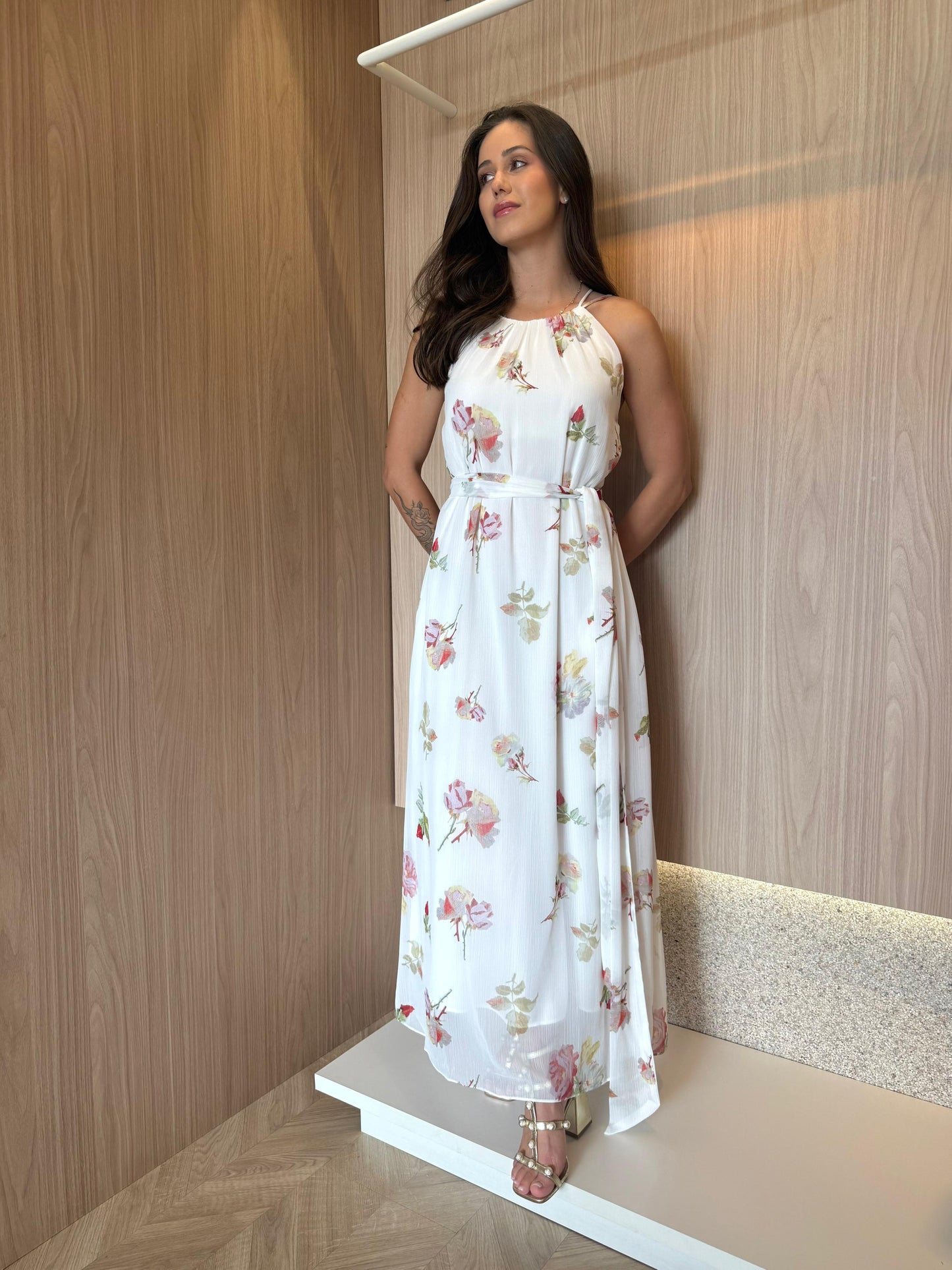 Vestido Off Floral Rose